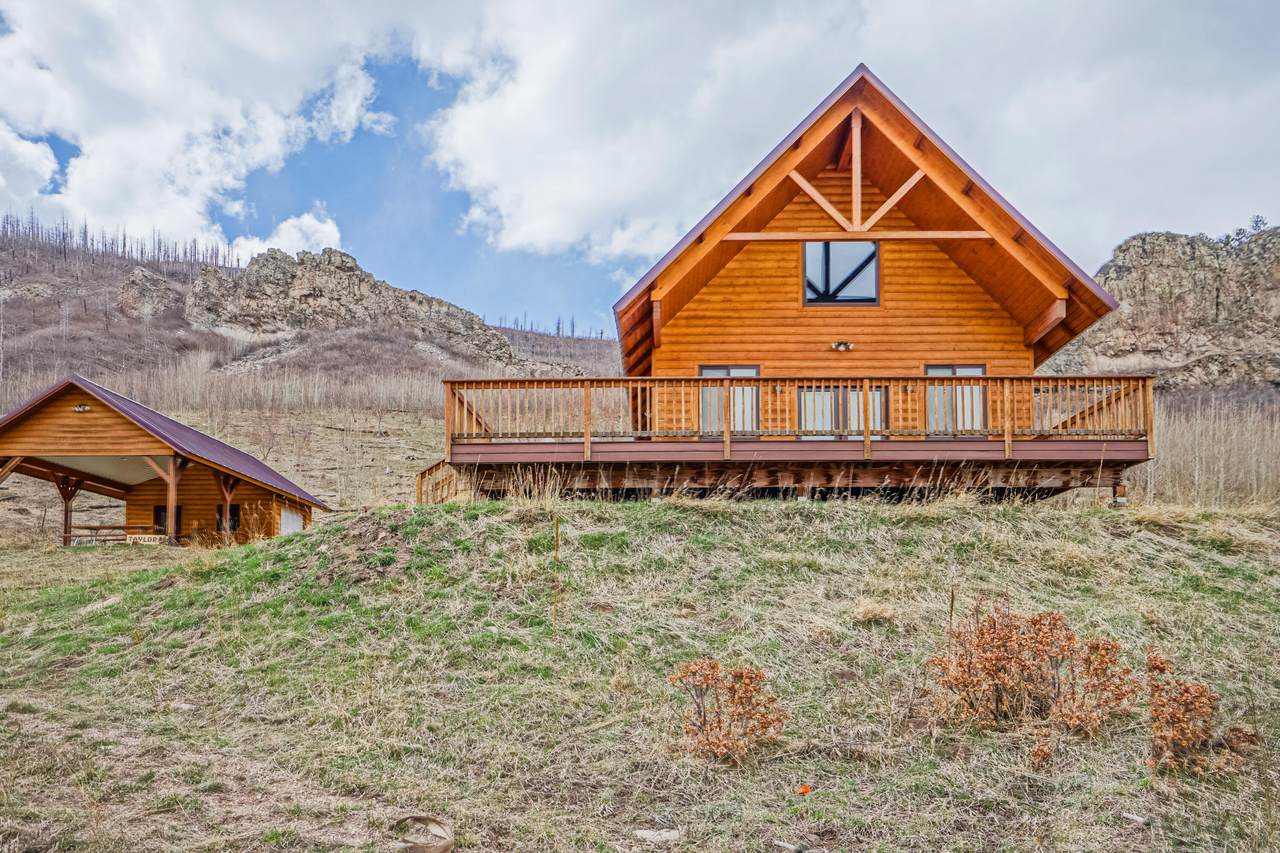 16395 Meadow Drive - Photo 1