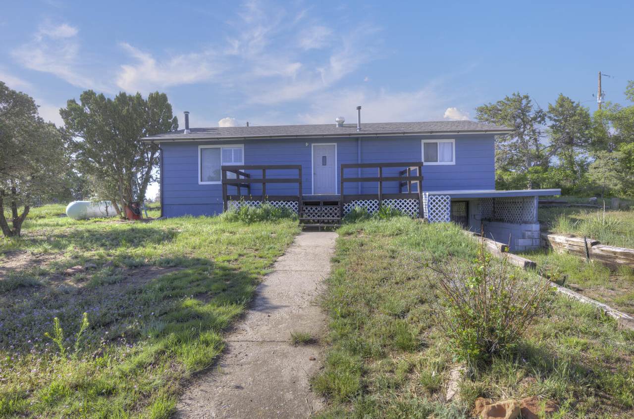 2000 Comanche Drive - Photo 1