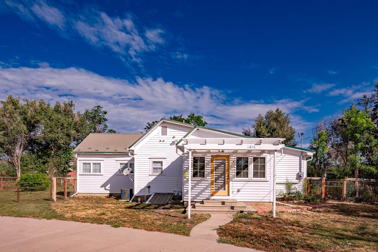 1218 Bernal St - Photo 1