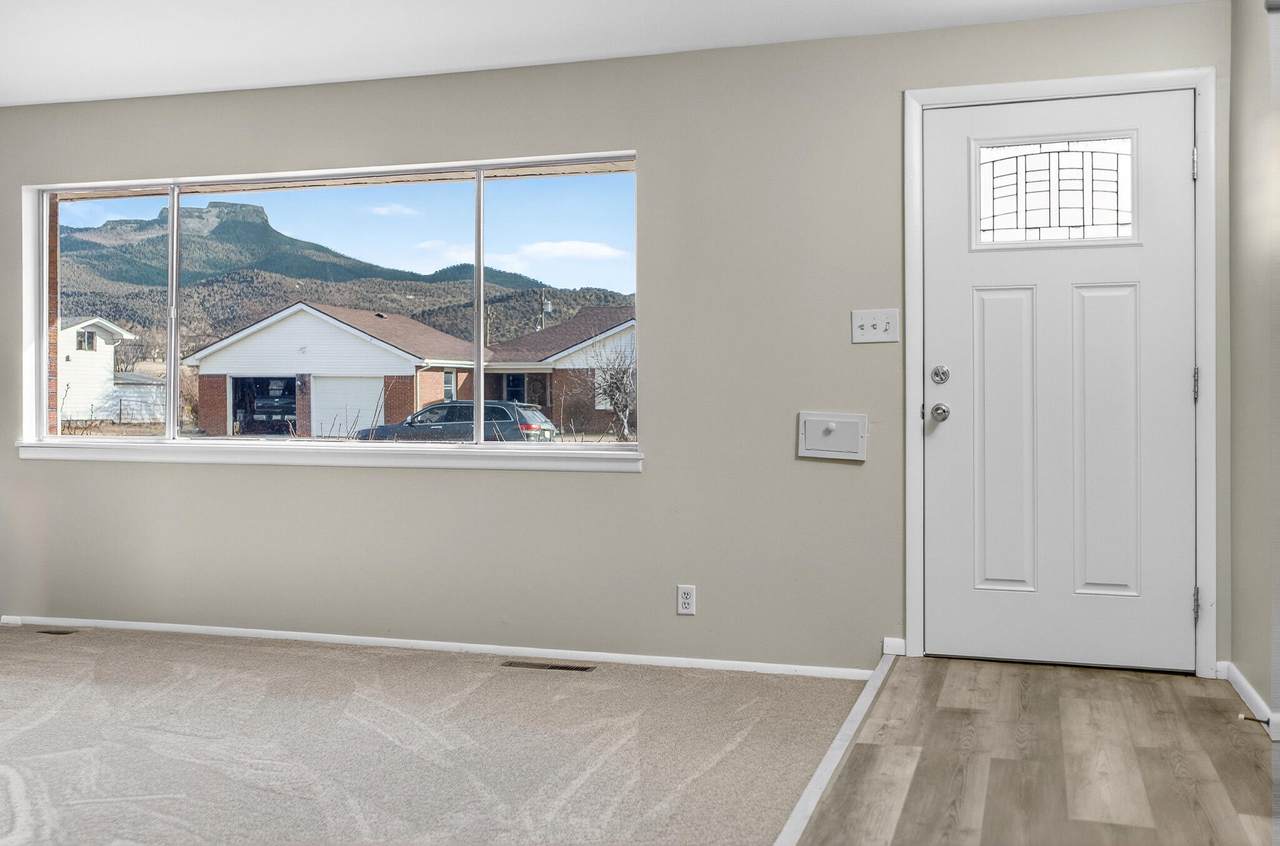 https://bt-photos.global.ssl.fastly.net/spanishpeaks/1280_boomver_1_26-117-2.jpg