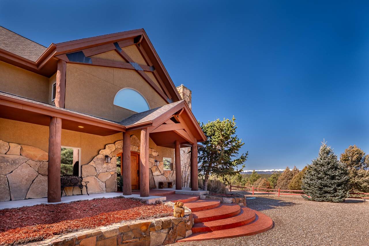 https://bt-photos.global.ssl.fastly.net/spanishpeaks/1280_boomver_1_26-175-2.jpg