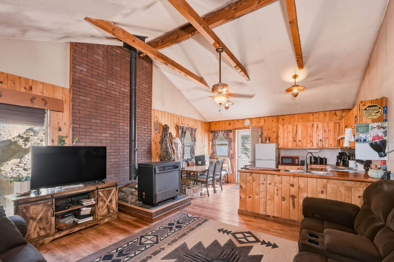 https://bt-photos.global.ssl.fastly.net/spanishpeaks/1280_boomver_1_26-208-2.jpg