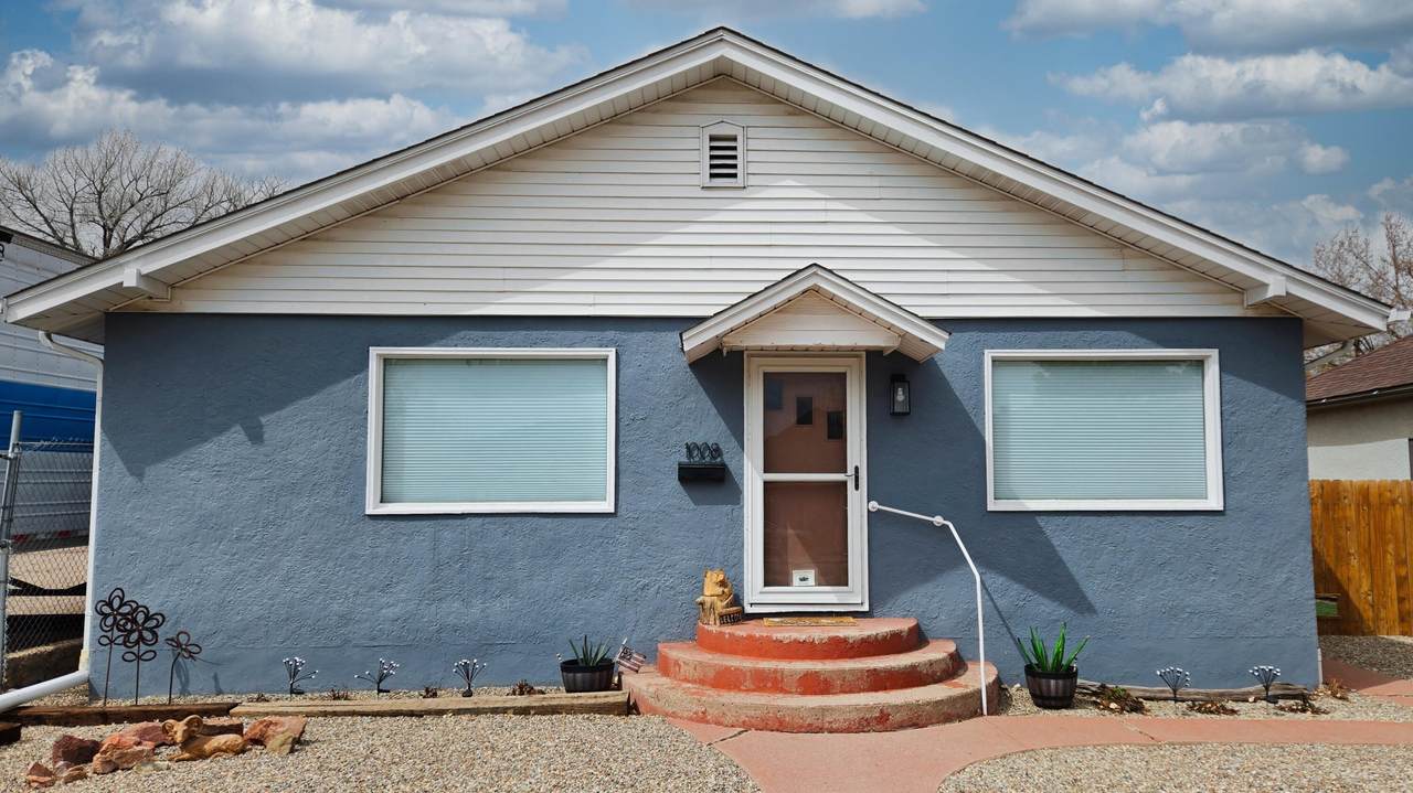 1008 7th St - Photo 1