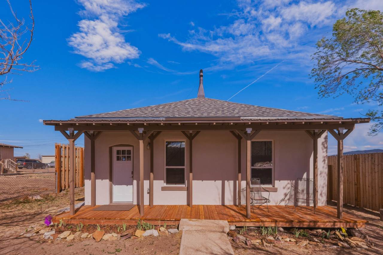 1610 San Luis St - Photo 1