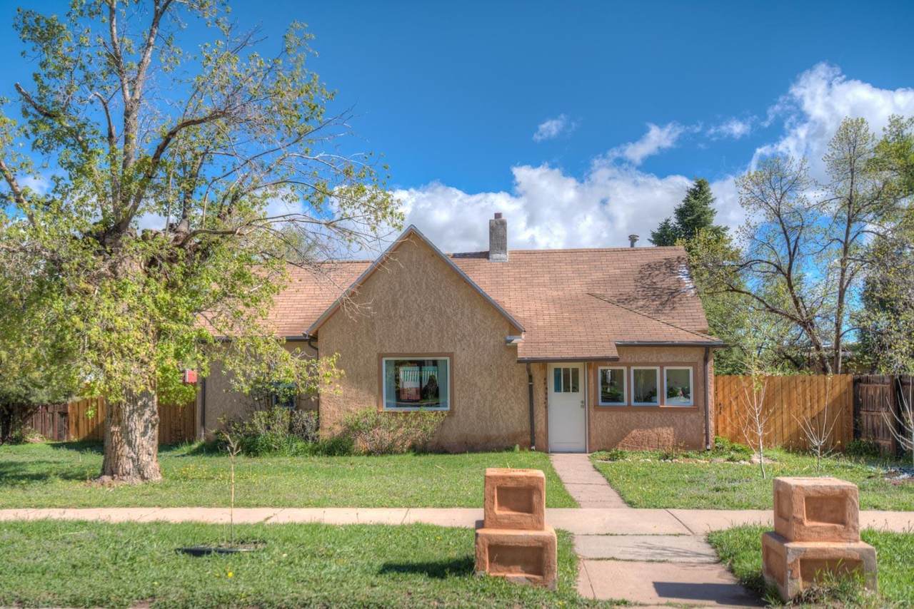 128 Field St - Photo 1