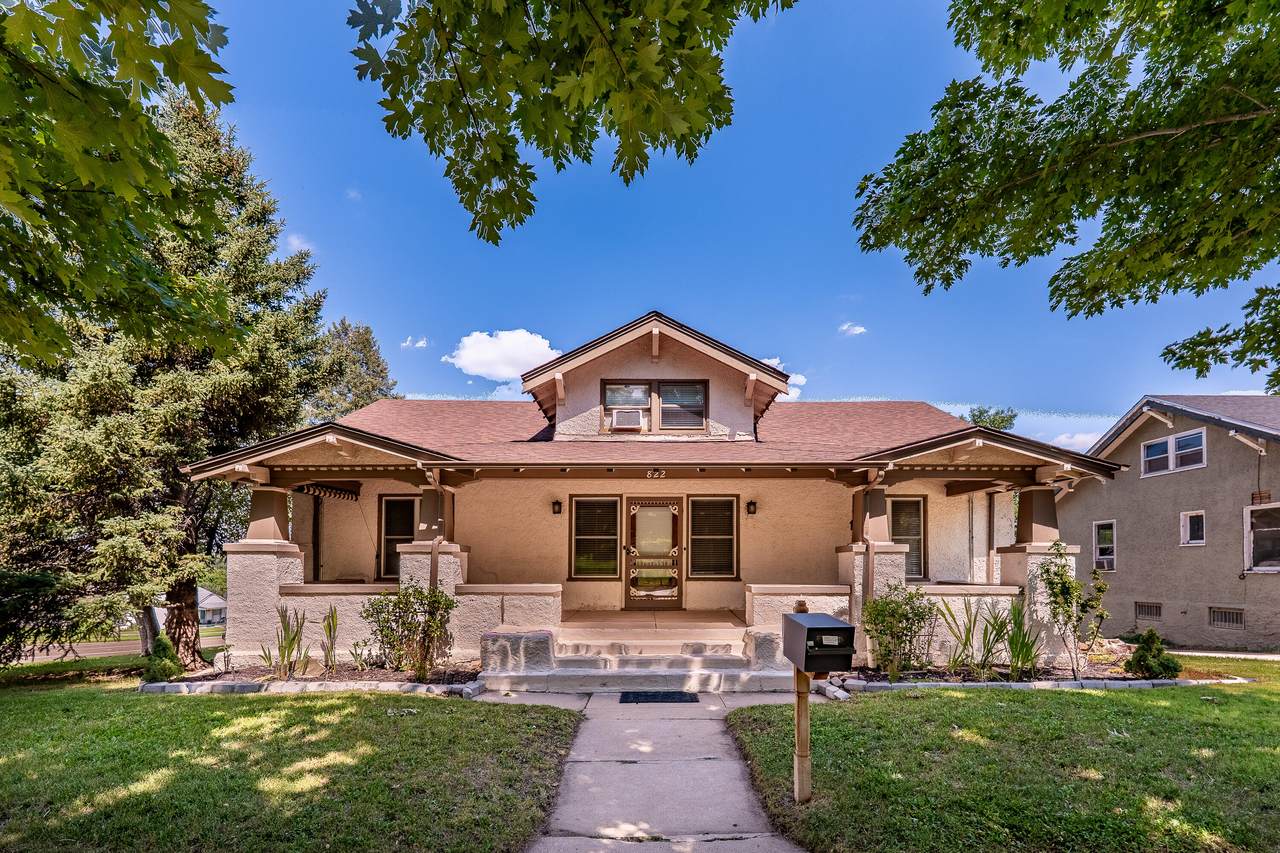 822 Willow St - Photo 1