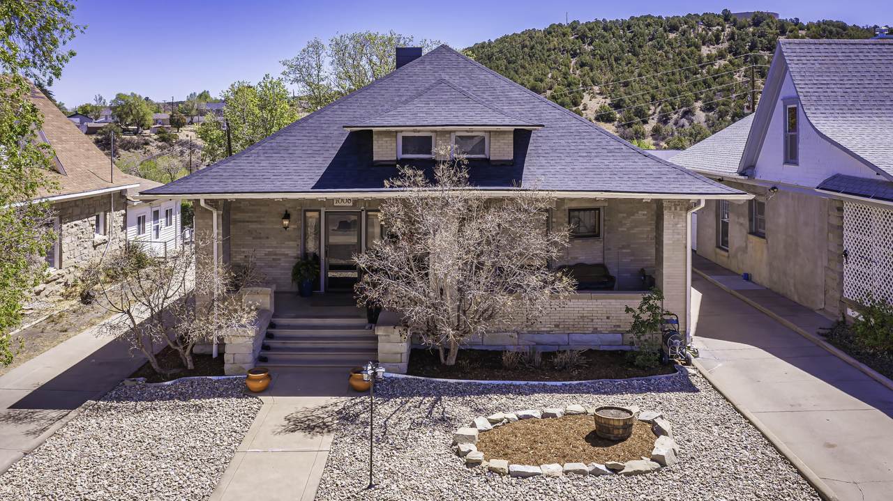 1008 Grant Ave - Photo 1