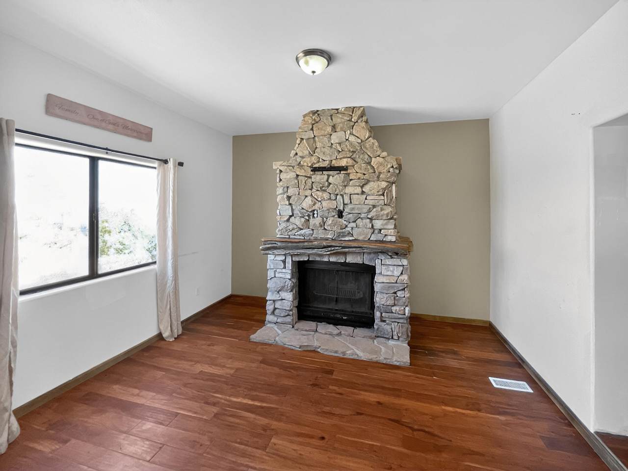 https://bt-photos.global.ssl.fastly.net/spanishpeaks/1280_boomver_1_26-564-2.jpg