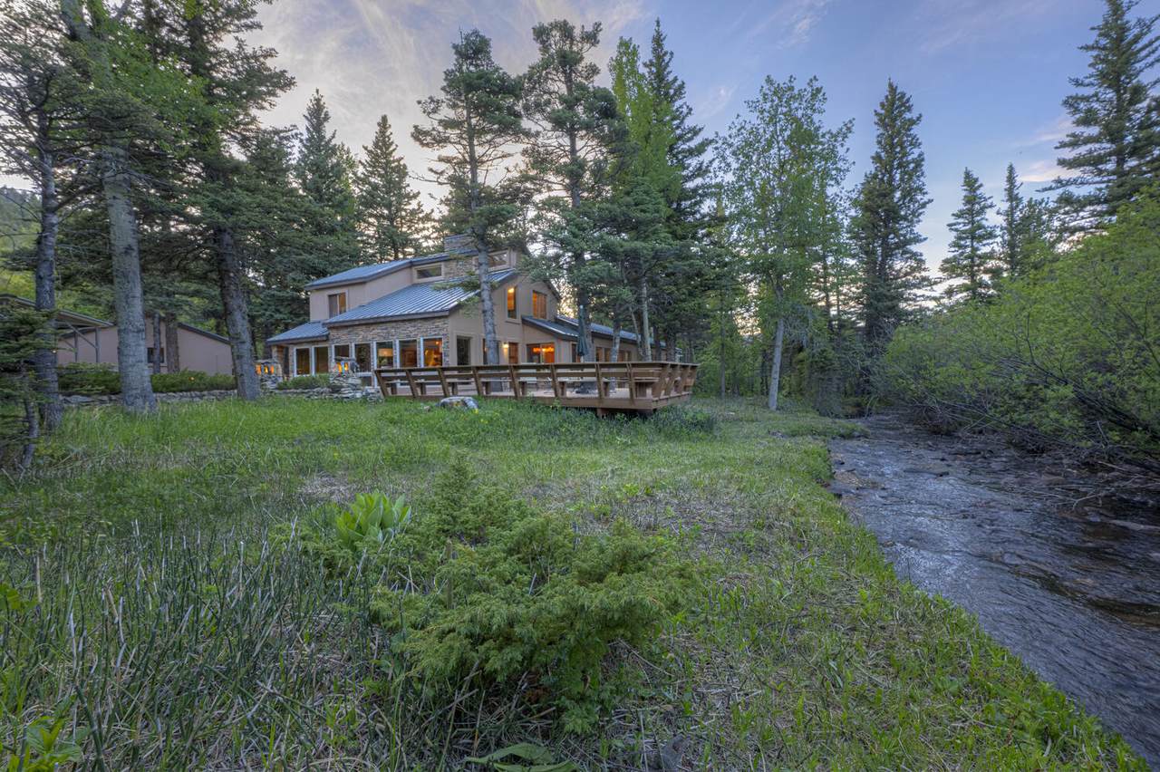 244 Meadow Lane - Photo 1