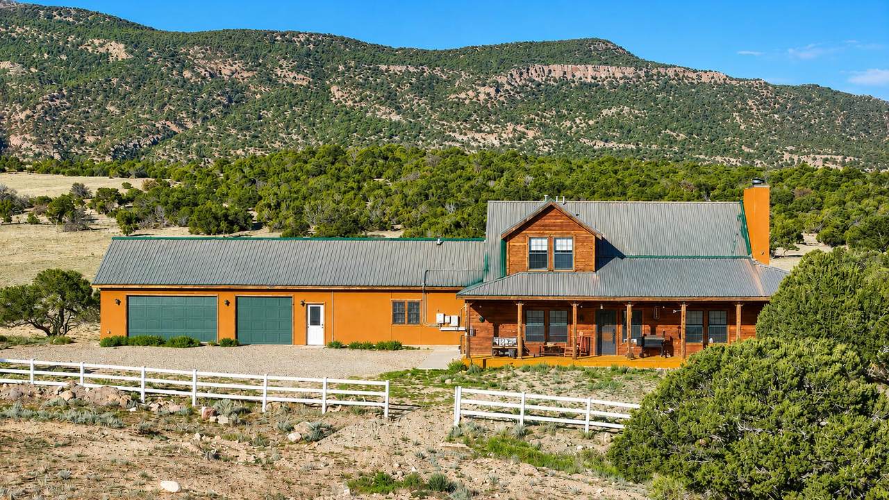 https://bt-photos.global.ssl.fastly.net/spanishpeaks/1280_boomver_1_26-596-2.jpg
