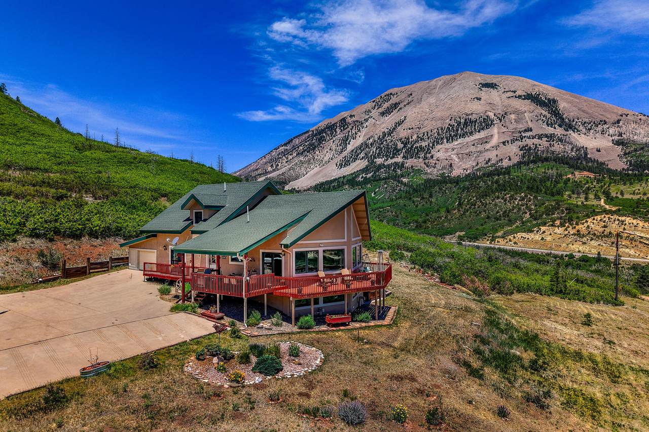 https://bt-photos.global.ssl.fastly.net/spanishpeaks/1280_boomver_1_26-623-2.jpg