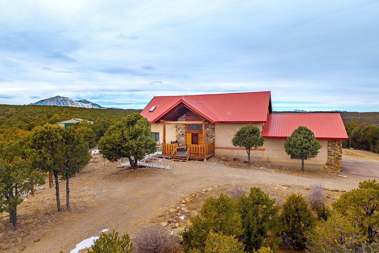 https://bt-photos.global.ssl.fastly.net/spanishpeaks/1280_boomver_1_26-71-2.jpg