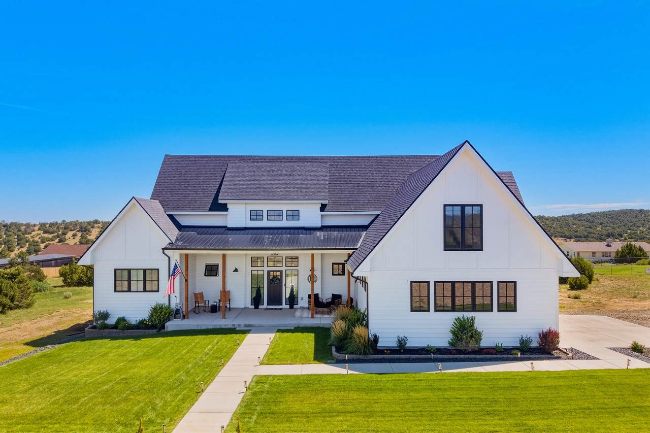 310 Garrett Drive - Photo 1