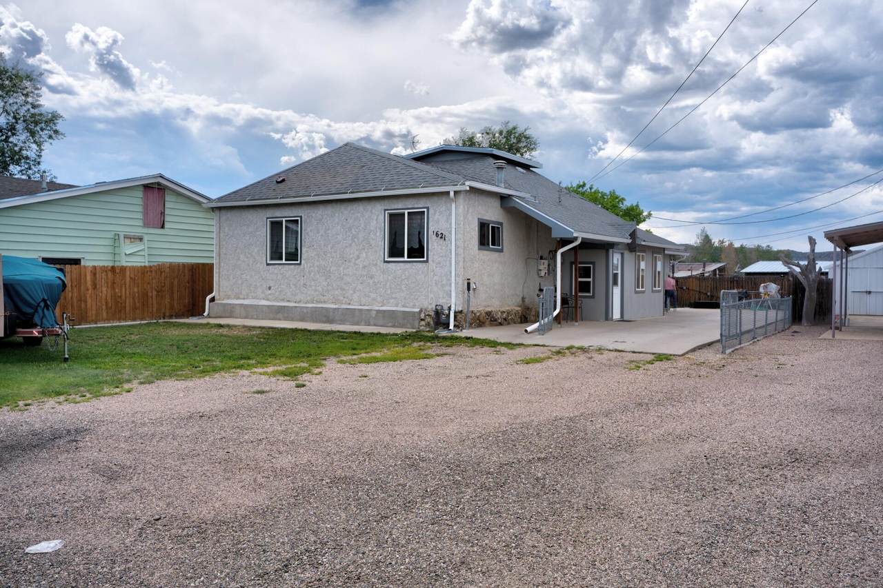 1621 Main St - Photo 1