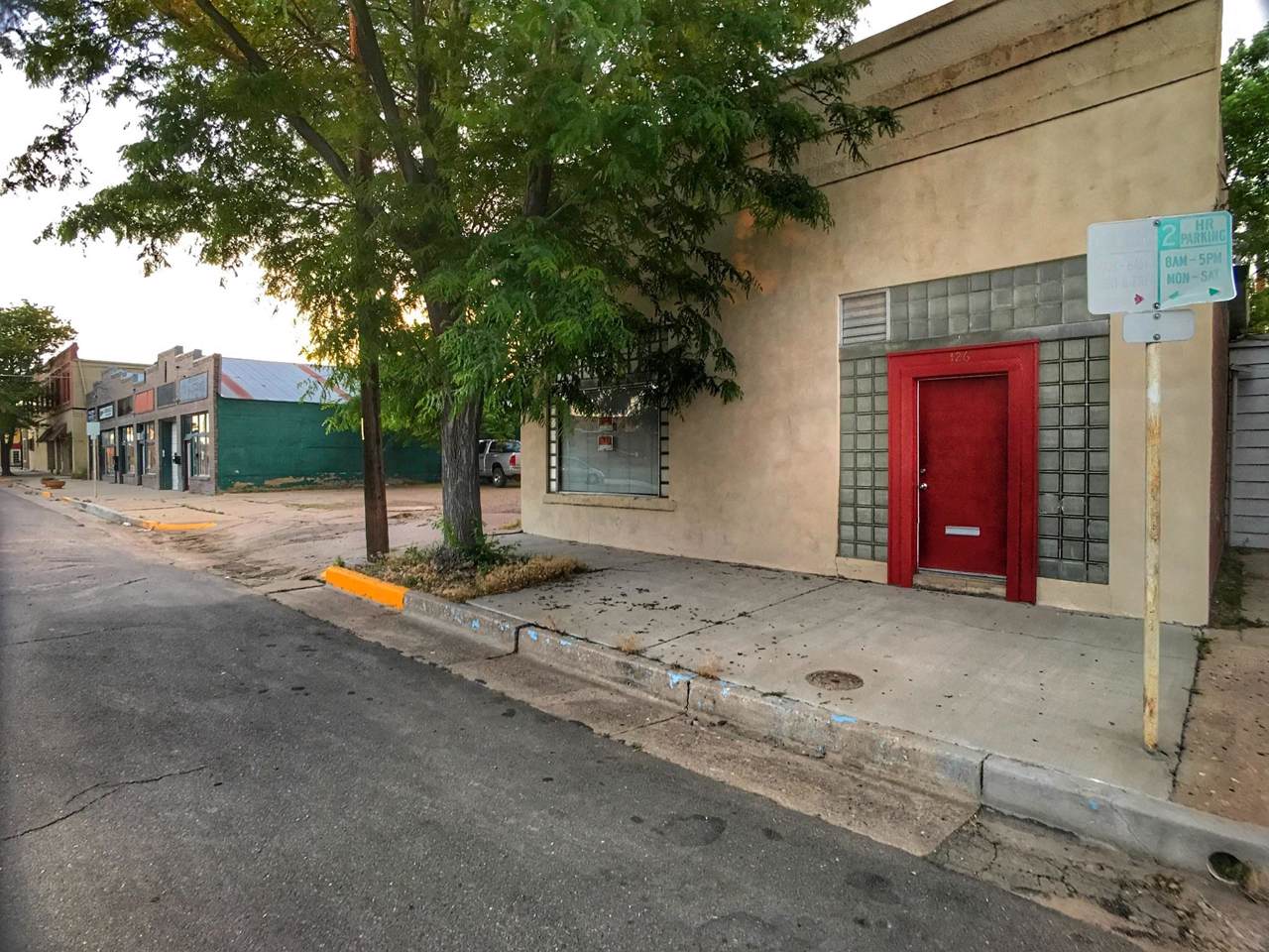 126 6th St - Photo 1
