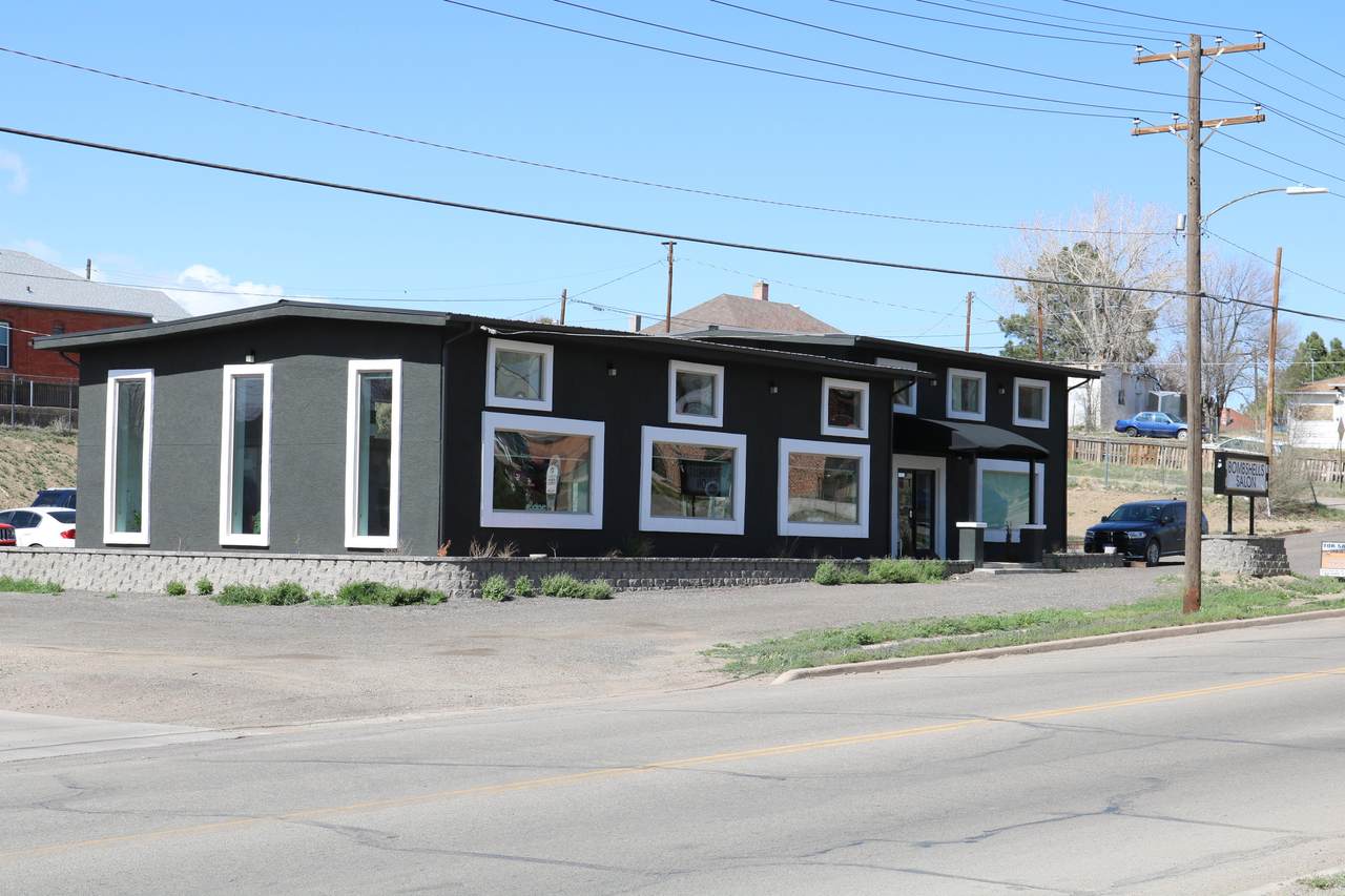 1115 Main St - Photo 1