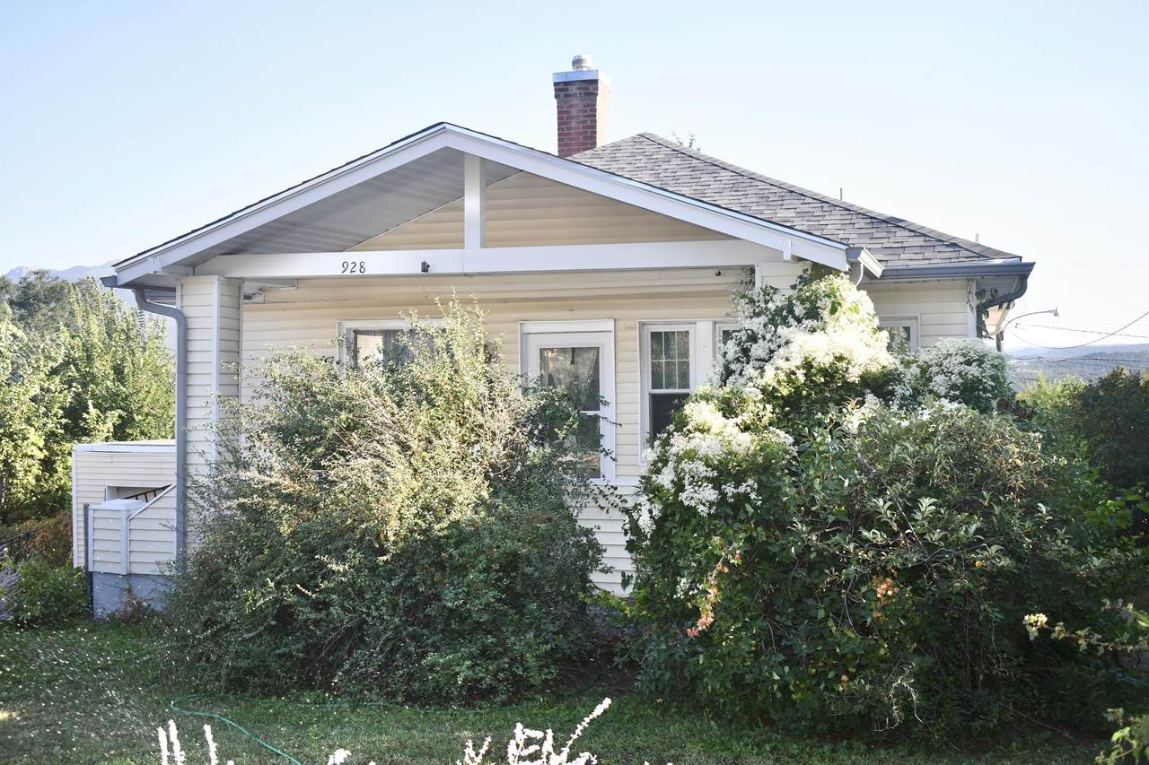 928 Tascosa St - Photo 1
