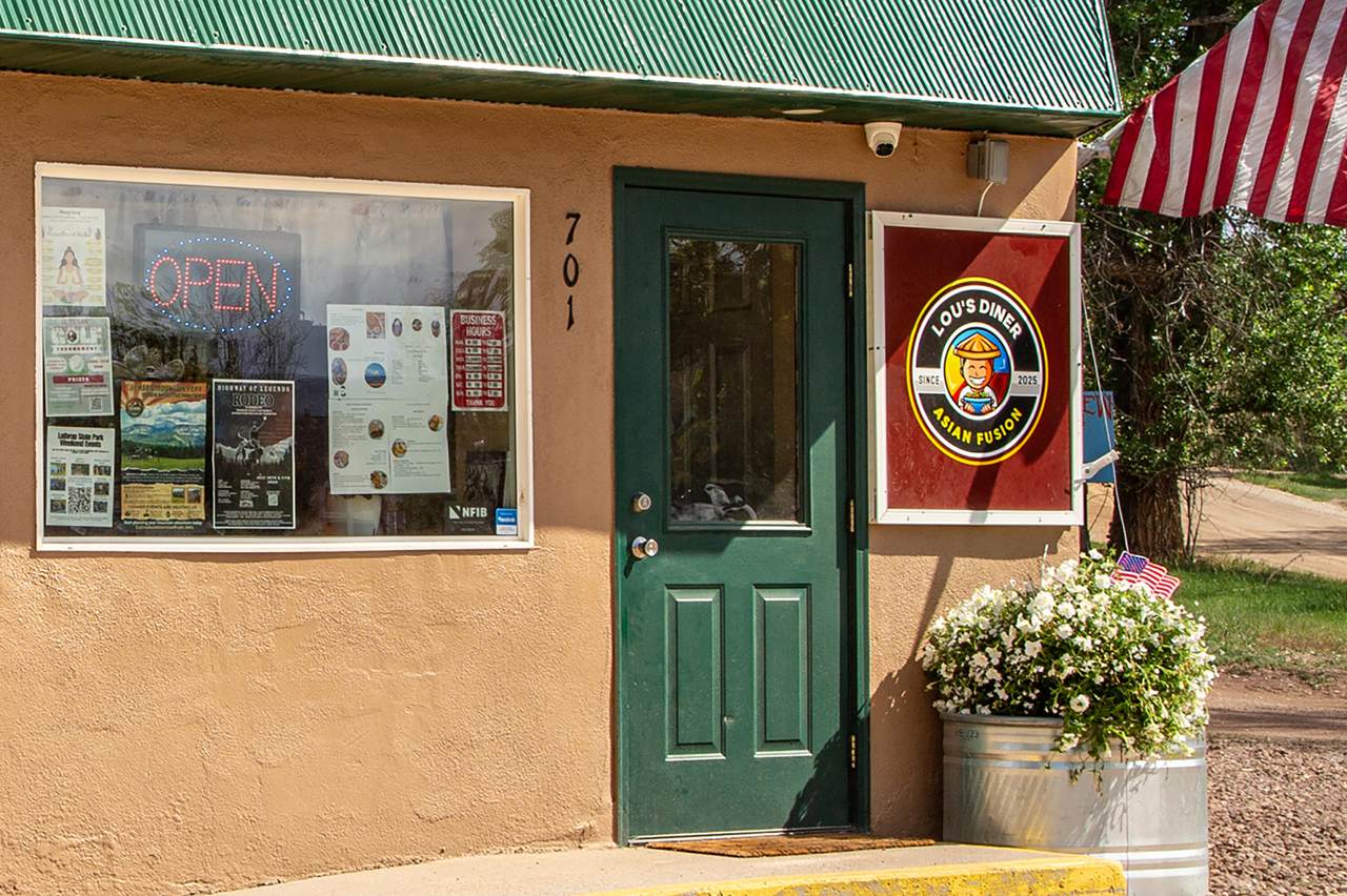 https://bt-photos.global.ssl.fastly.net/spanishpeaks/1280_boomver_2_25-1353-2.jpg