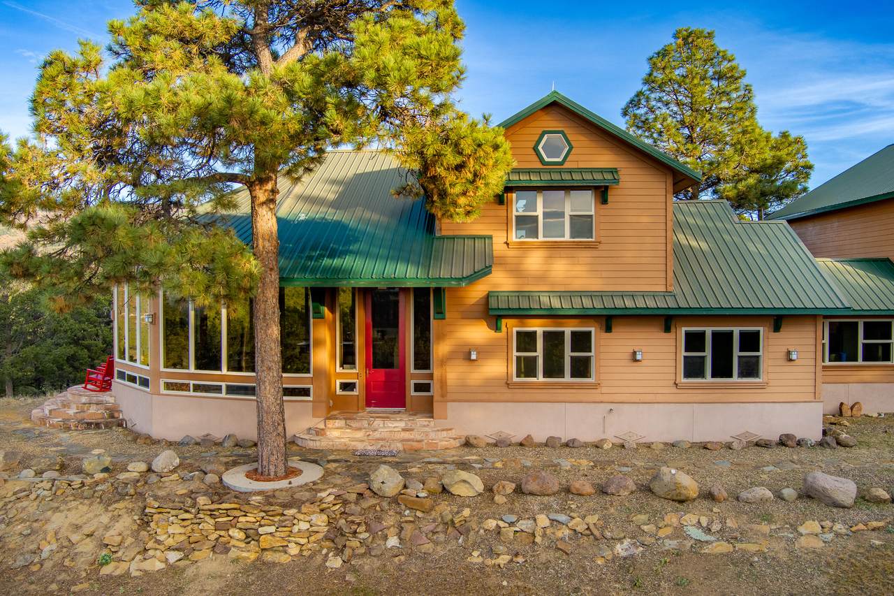 https://bt-photos.global.ssl.fastly.net/spanishpeaks/orig_boomver_2_25-903-2.jpg