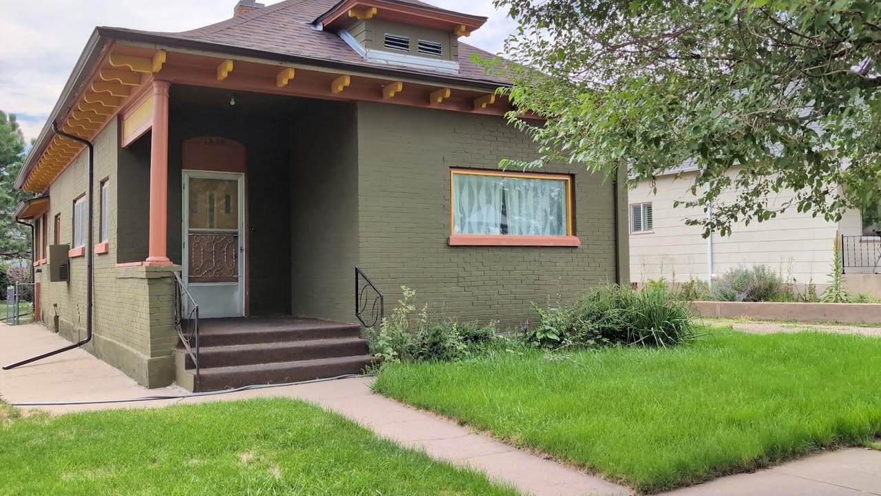 1009 San Pedro Ave - Photo 1