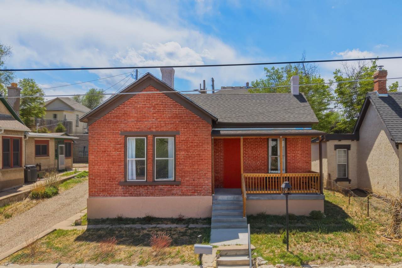 303 Convent St - Photo 1