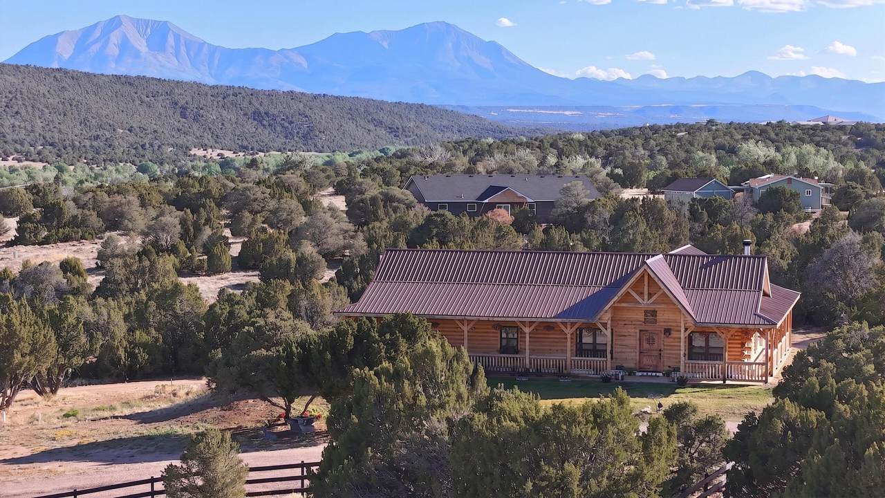 340 Orlandos Way - Photo 1