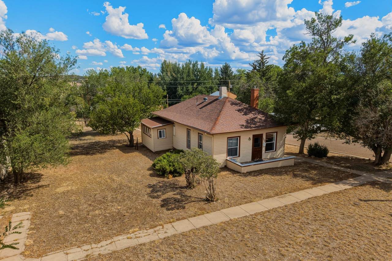 507 Kansas Ave - Photo 1