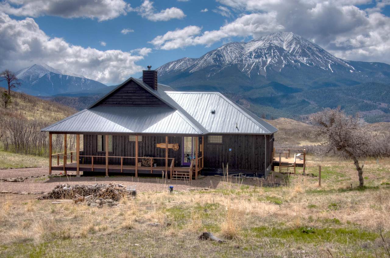 437 Maverick Trail - Photo 1