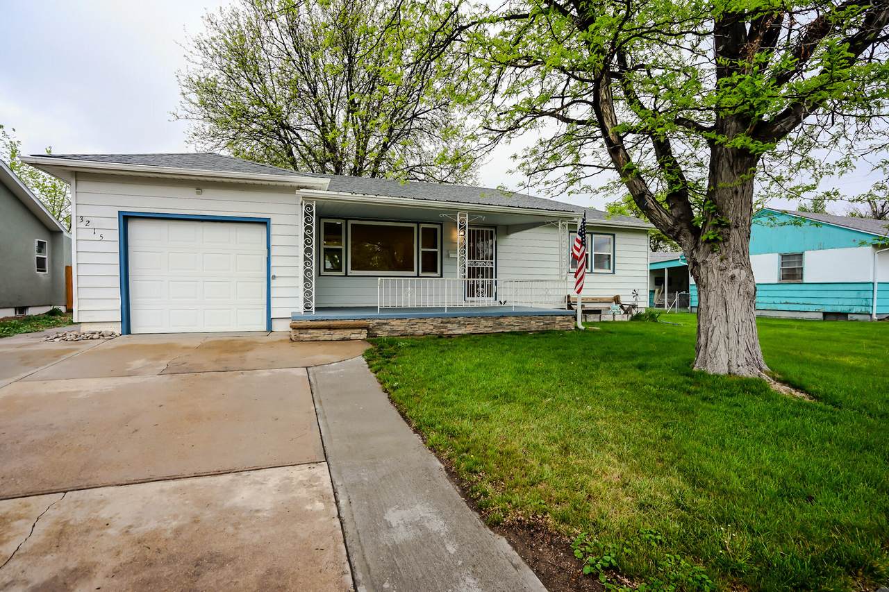 3215 Rex St - Photo 1