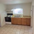 401 Spruce - Photo 4