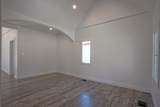 224 Kansas - Photo 10