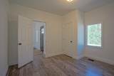 224 Kansas - Photo 13