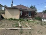 824 Pine St - Photo 12