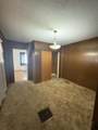 812 State St - Photo 3