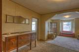 132 9th St - Photo 16