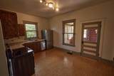 315 Oak St - Photo 4