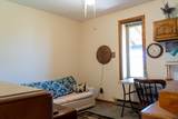 210 Cr. 365 - Photo 12
