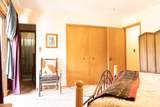 210 Cr. 365 - Photo 14