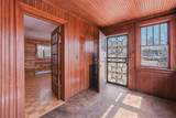 221 Hooper Ave - Photo 4