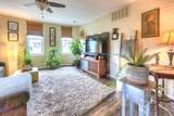 203 Field Ave - Photo 8