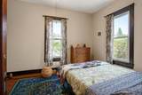 318 Baca St - Photo 15