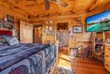 6651 Farview Valley Rd - Photo 17