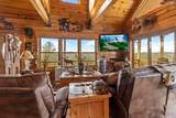 6651 Farview Valley Rd - Photo 8