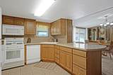 204 Walnut St - Photo 15