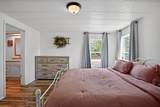 225 Grand St - Photo 23