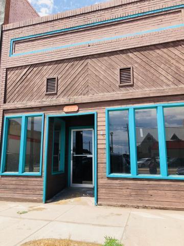 711 Main St - Photo 1