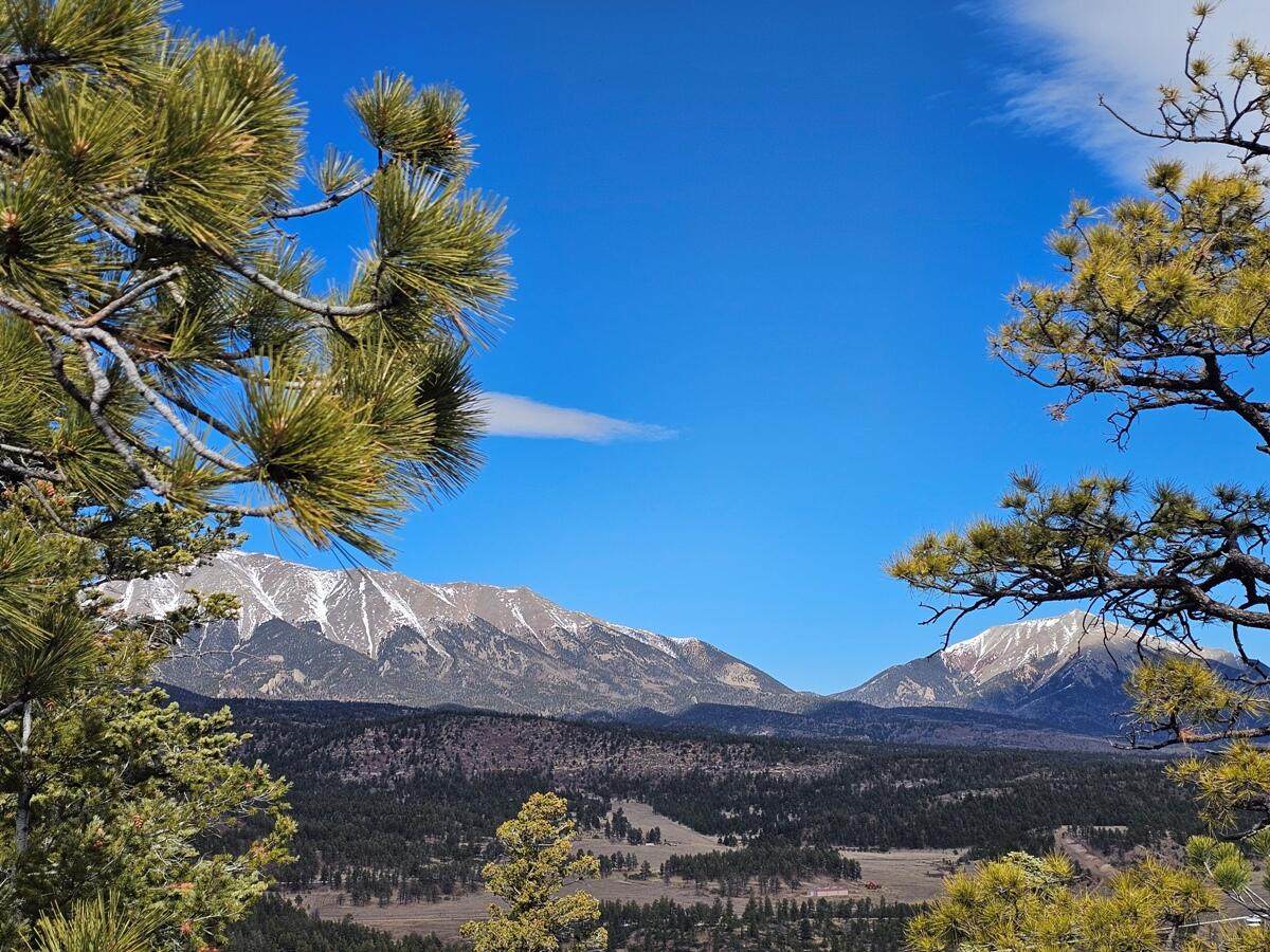 https://bt-photos.global.ssl.fastly.net/spanishpeaks/orig_boomver_1_25-180-2.jpg