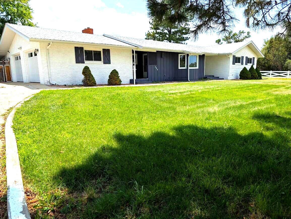232 Saddle Rd - Photo 1