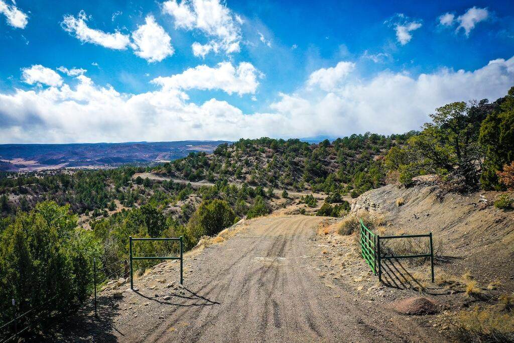 https://bt-photos.global.ssl.fastly.net/spanishpeaks/orig_boomver_1_26-112-2.jpg