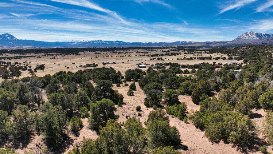 https://bt-photos.global.ssl.fastly.net/spanishpeaks/orig_boomver_1_26-260-2.jpg